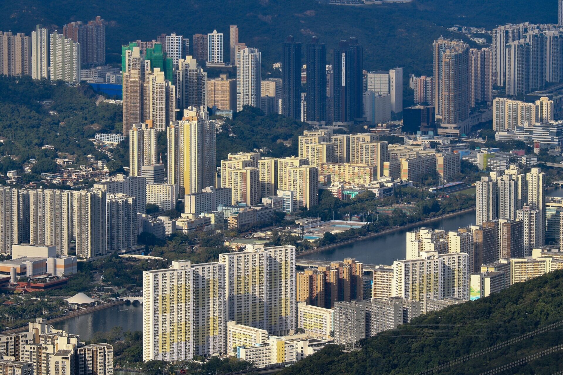 重拾動能香港房地產市場的全面復甦| am730