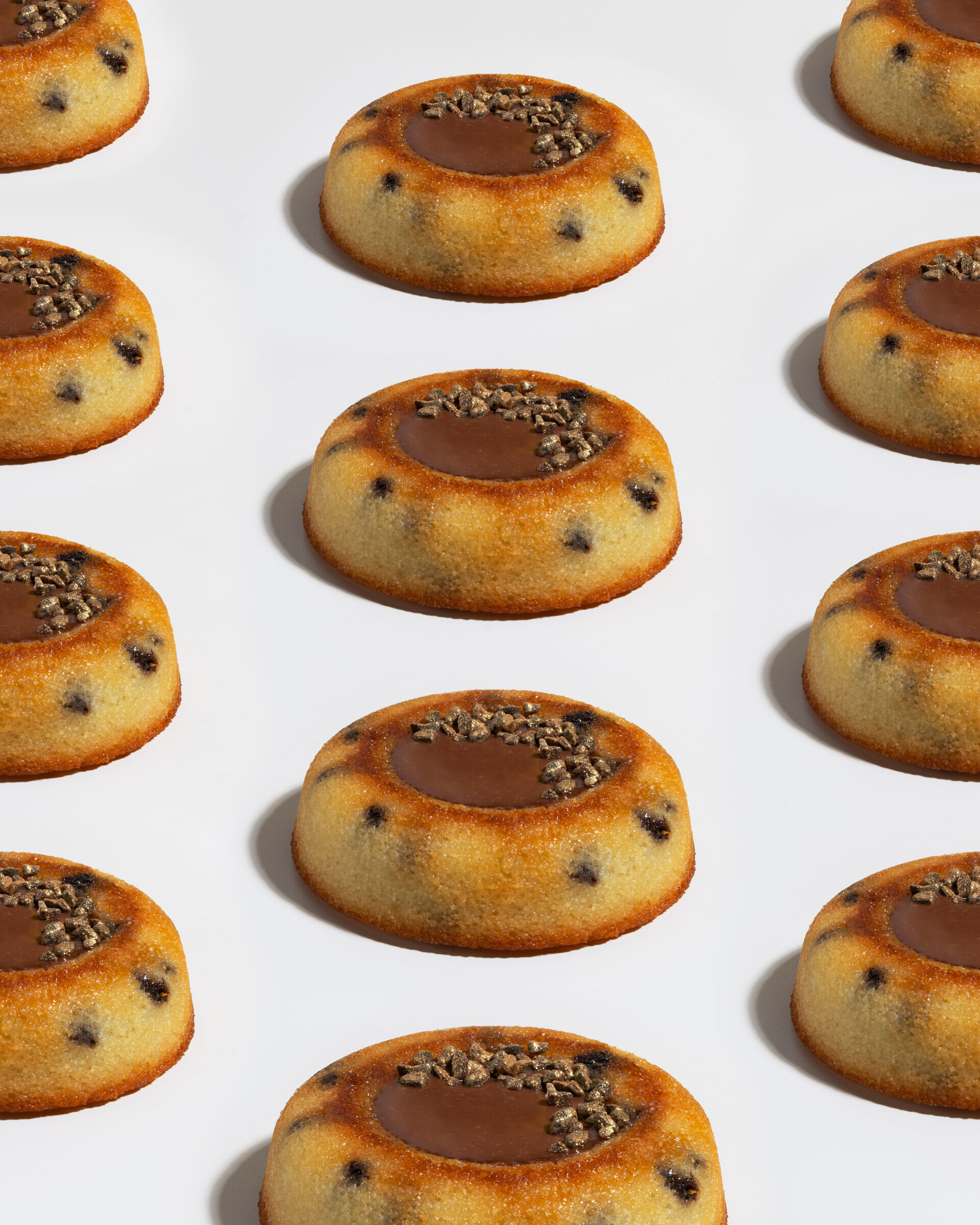 1.1 Financiers Chocolate Chip