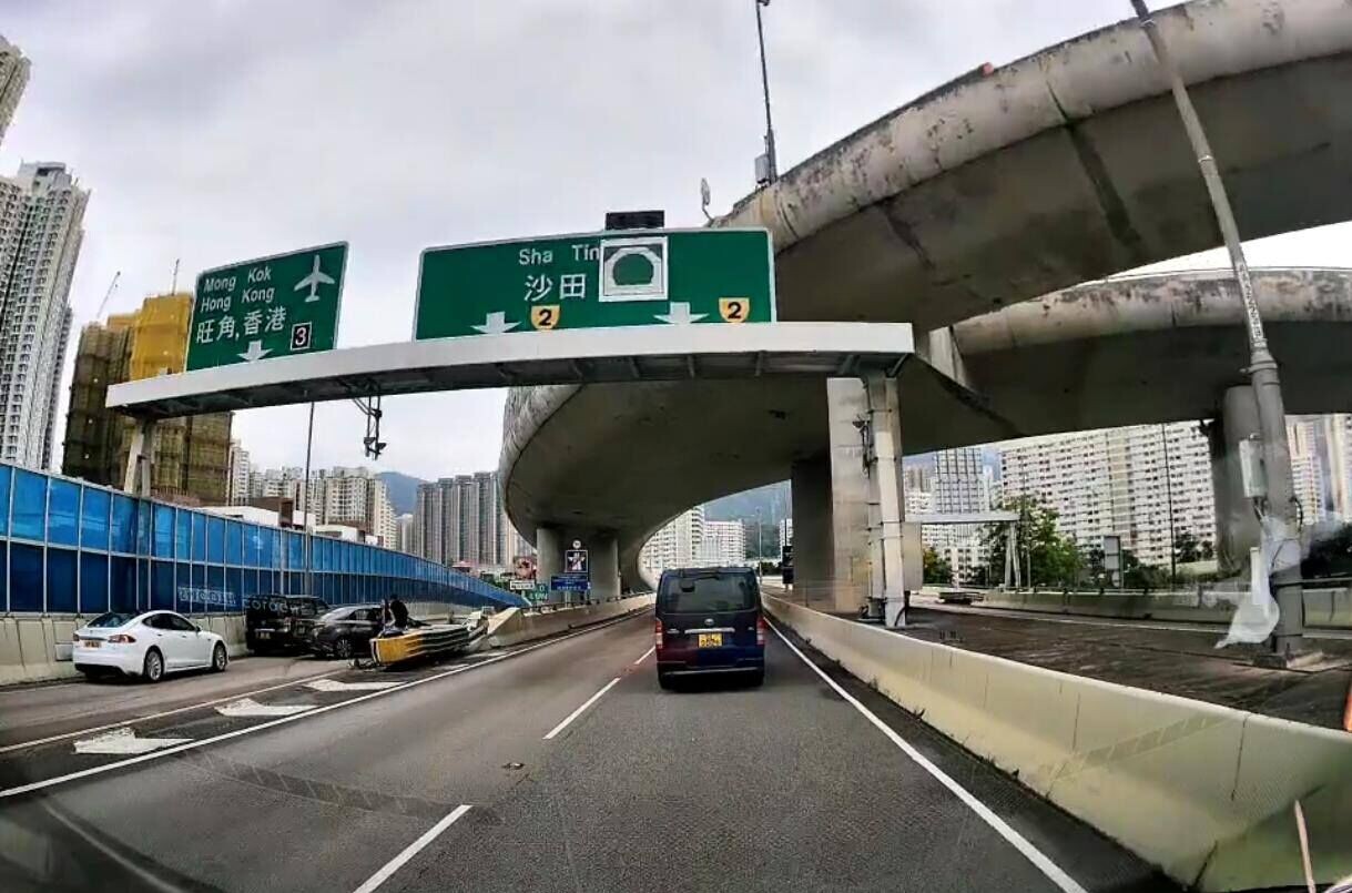 (香港交通突發報料區突發事故資迅谷: 點只係交通咁簡單)