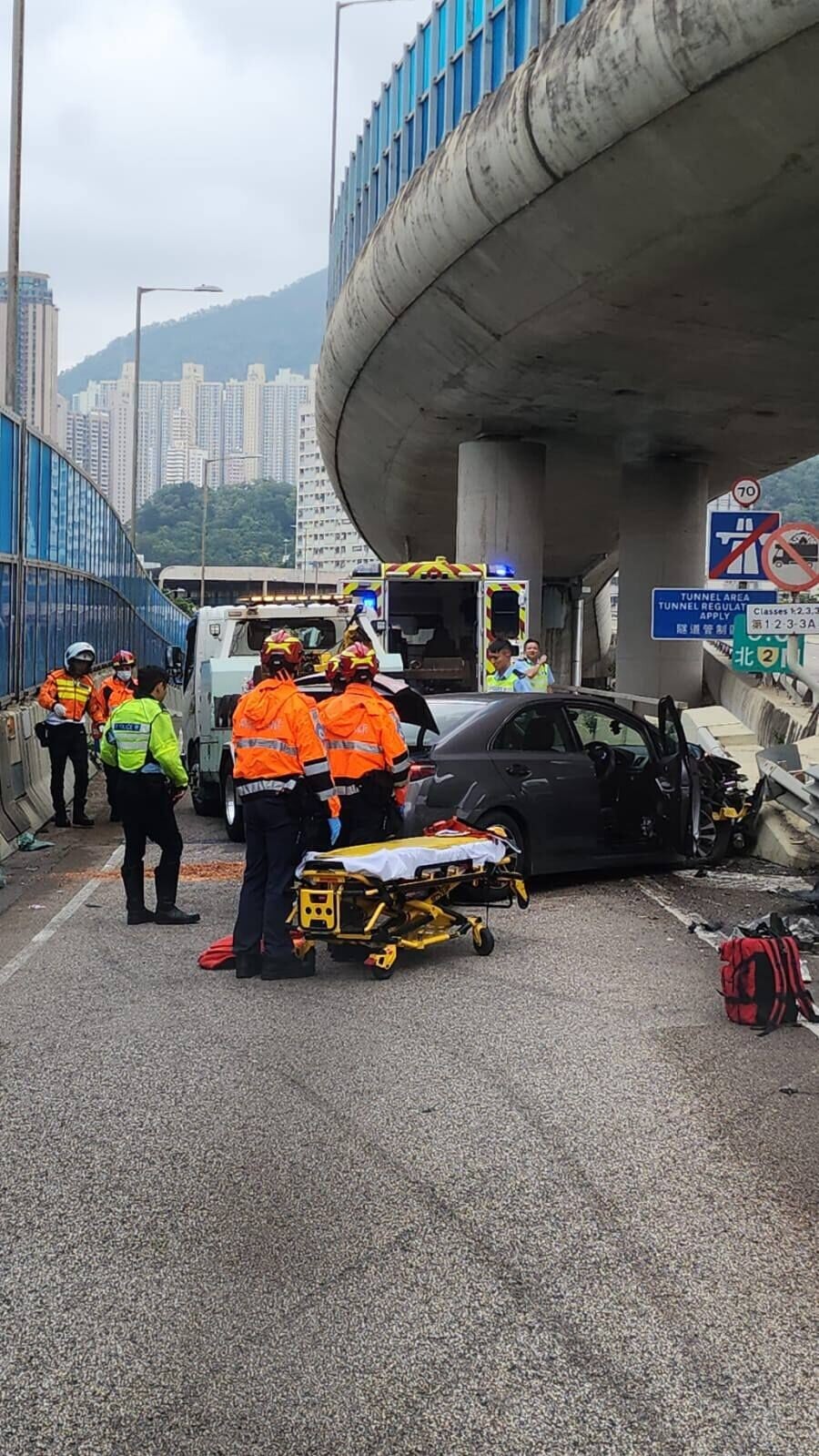 (香港交通突發報料區突發事故資迅谷: 點只係交通咁簡單)