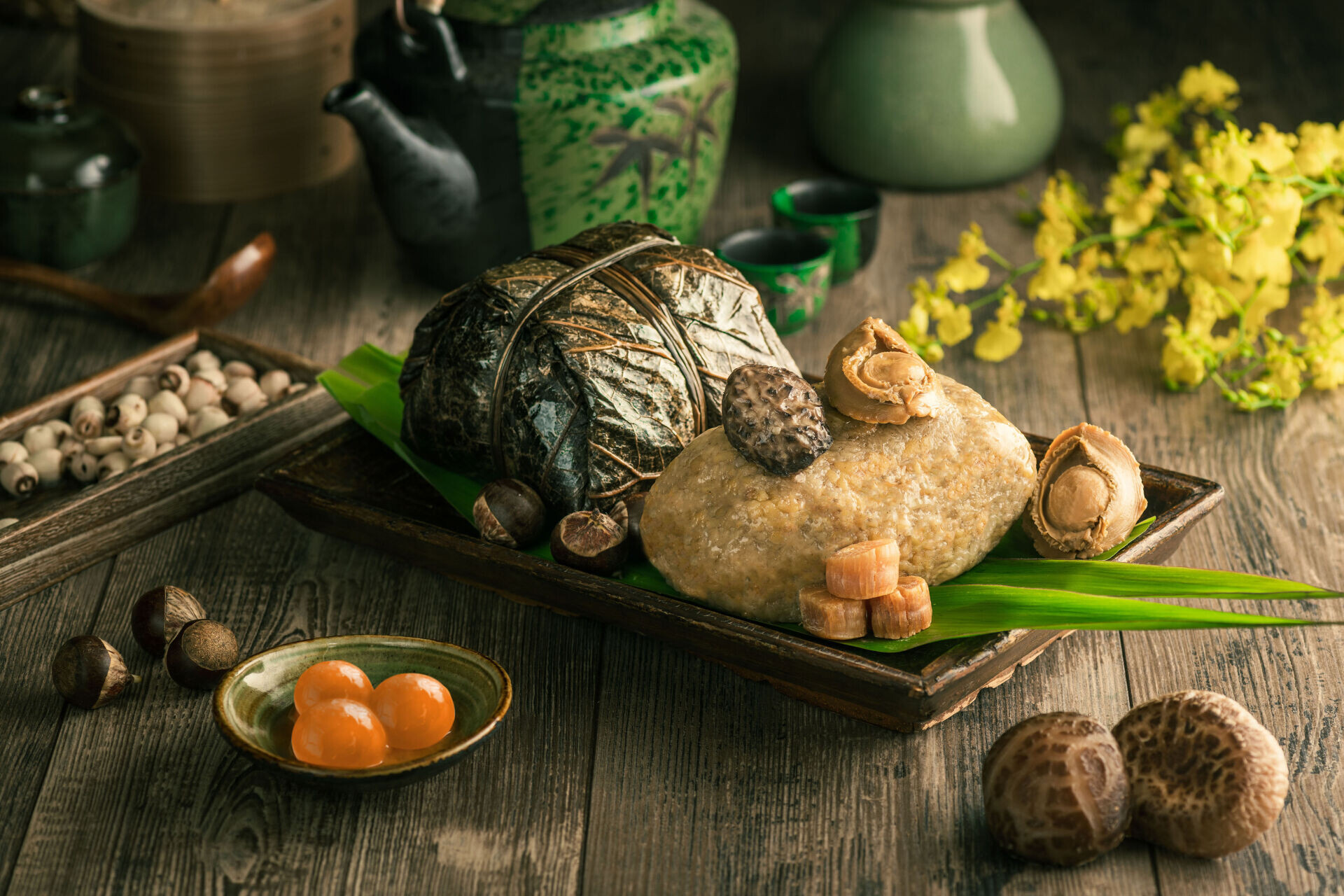 五頭鮑魚裹蒸糉 H