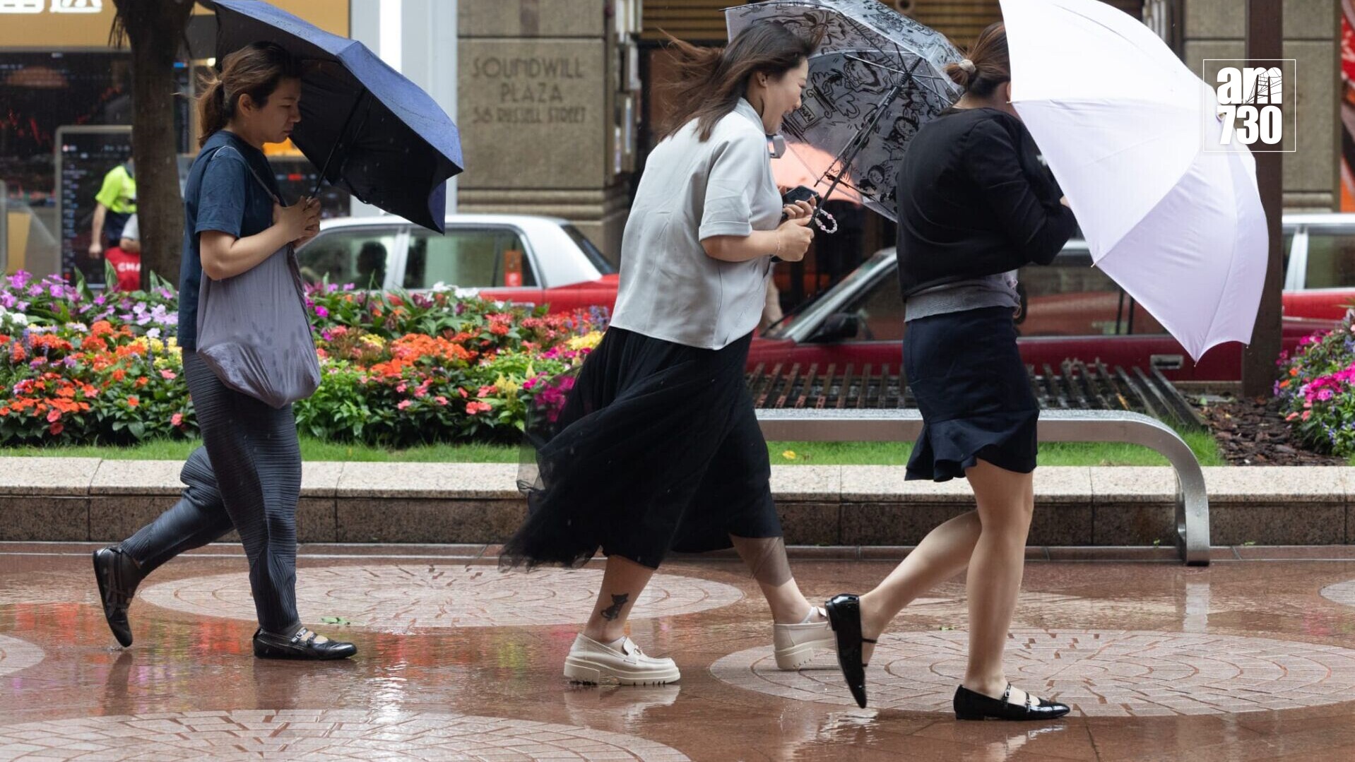 天文台今日(14日)表示，一股偏南氣流正為廣東沿岸帶來雷雨。(蘇文傑攝)