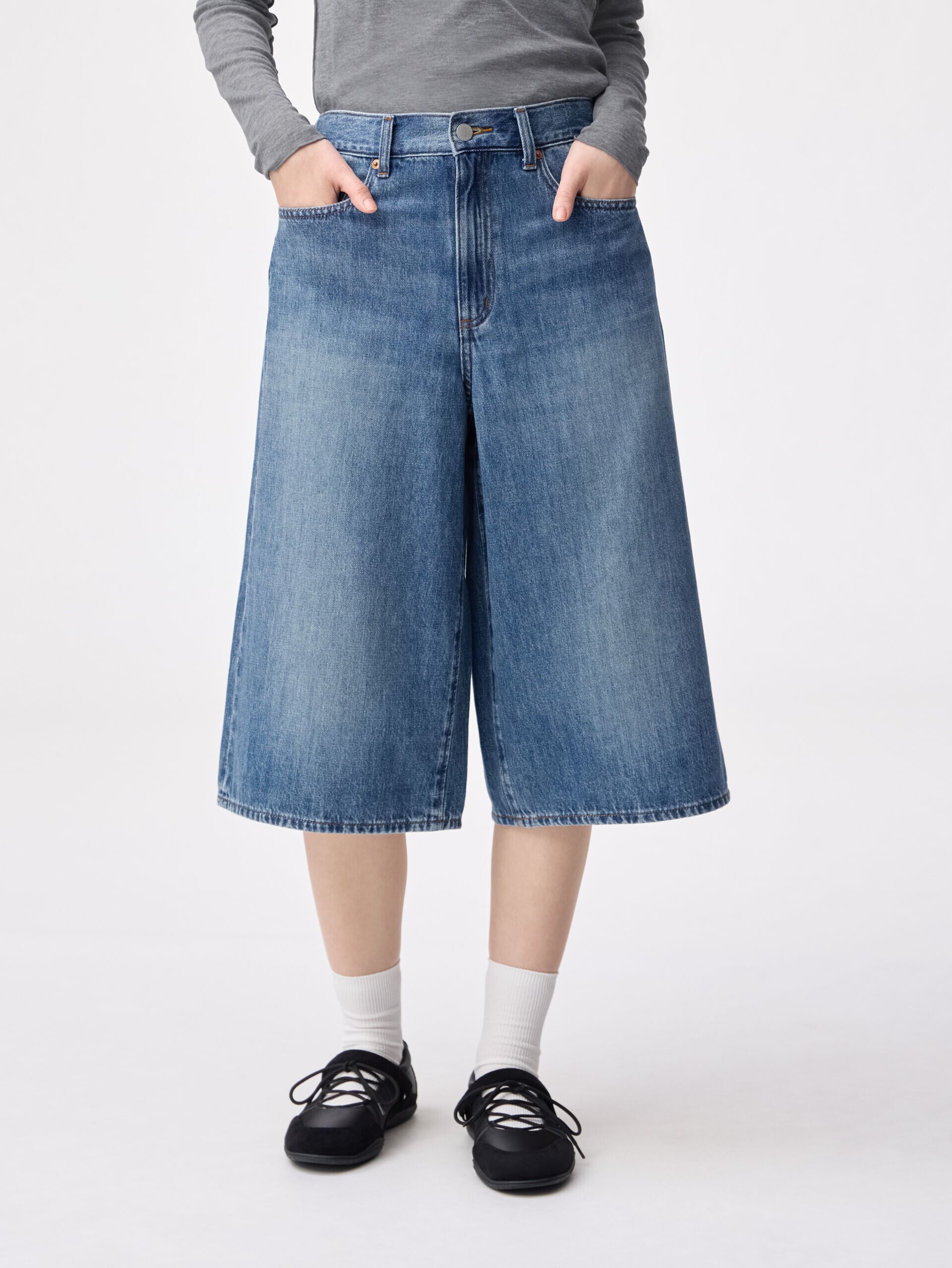 W Jorts