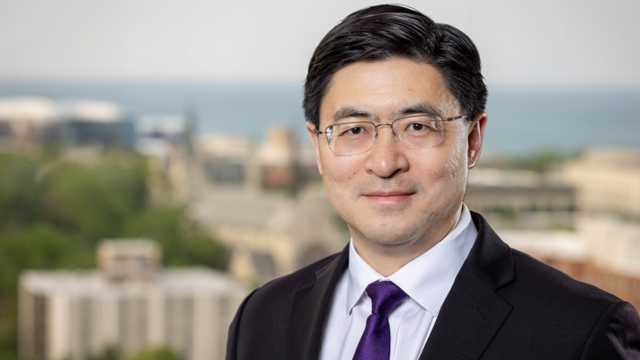 美國名校西北大學(Northwestern University)周一(18日)宣布，任命現任印第安納州普渡大學(Purdue University)校長、華人科學家蔣濛(Mung Chiang)為新任校長，成為西北大學創校175年以來首位亞裔校長，7月1日上任。