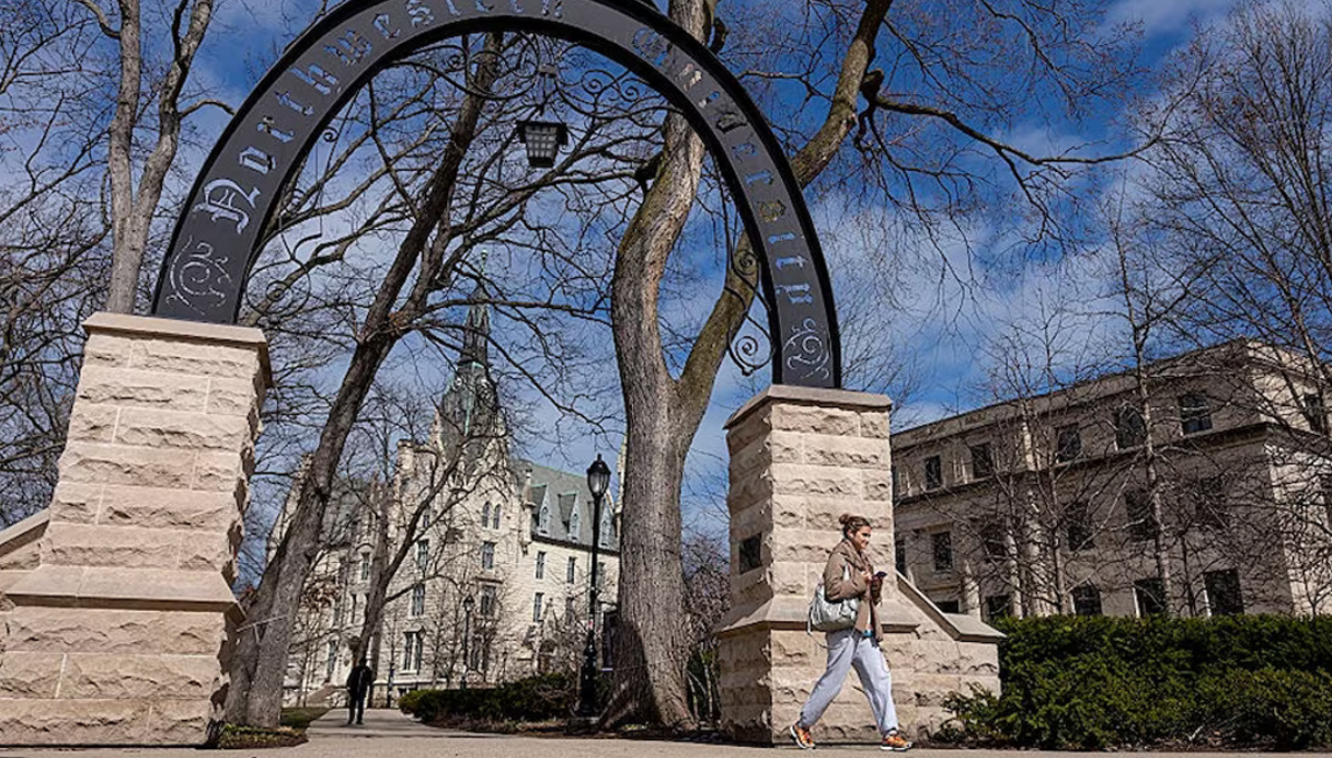 美國名校西北大學(Northwestern University)周一(18日)宣布,任命現任印第安納州普渡大學(Purdue University)校長、華人科學家蔣濛(Mung Chiang)為新任校長,成為西北大學創校175年以來首位亞裔校長,7月1日上任。