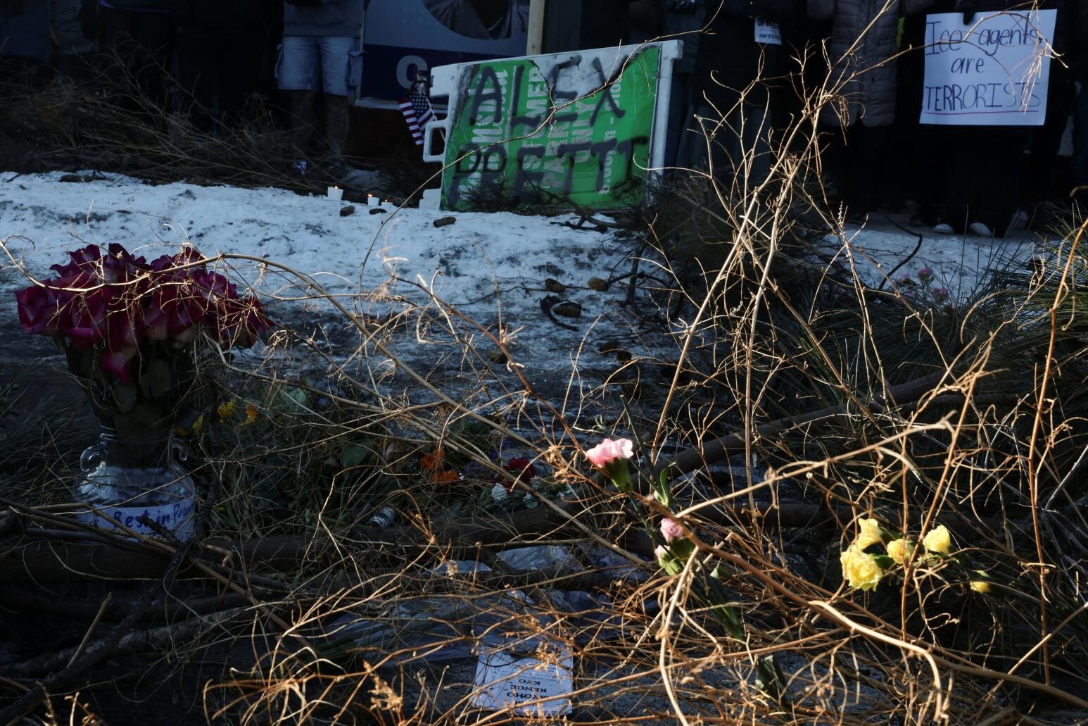 明尼蘇達州再爆有美國公民遭ICE執法人員槍殺。(圖/路透)