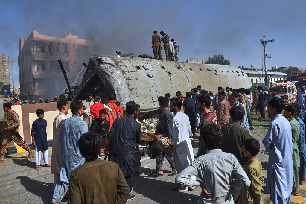 巴基斯坦西南部俾路支省(Balochistan)首府奎達(Quetta),在5月24日發生自殺式炸彈襲擊(AP)