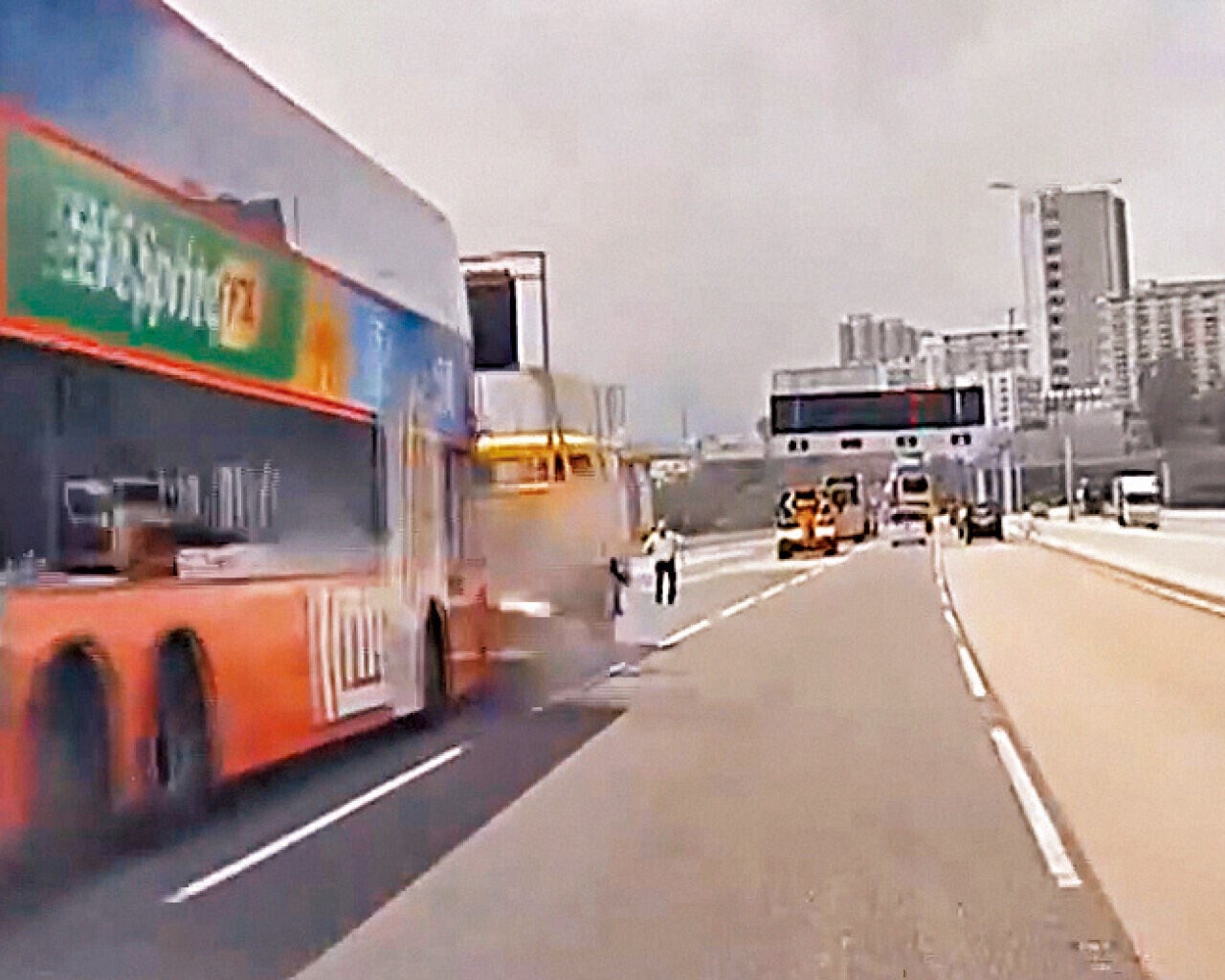 青葵公路 交通意外 工程車 九巴