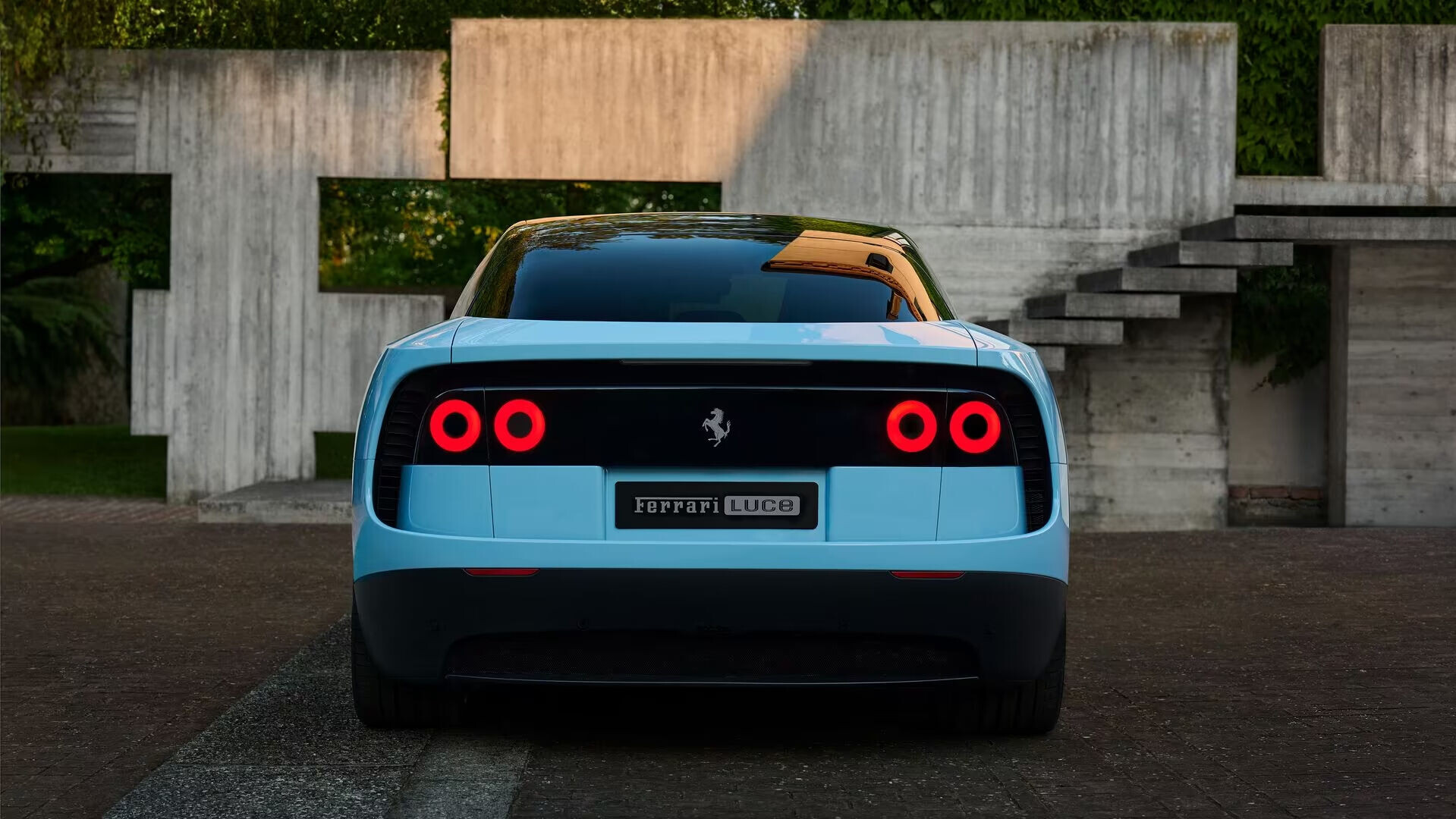Ferrari Luce車燈設計極具科幻感。
