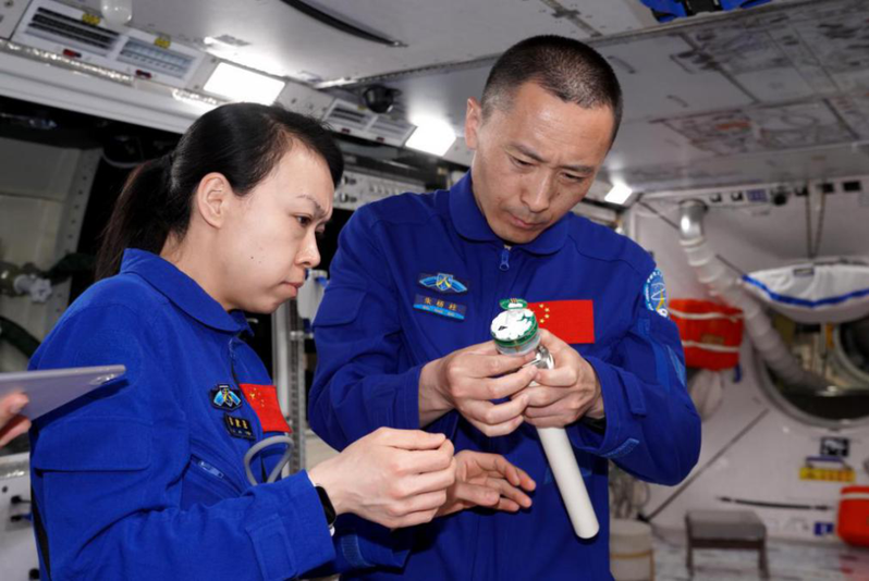 港產首位女太空人、警司黎家盈入選神舟二十三號載人飛行任務,她細述如何完成艱苦訓練(新華社)