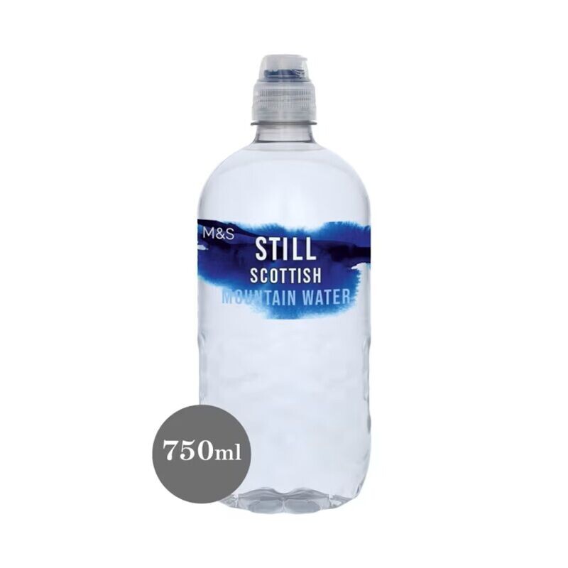 馬莎的Still Scottish Mountain Water 750毫升裝。