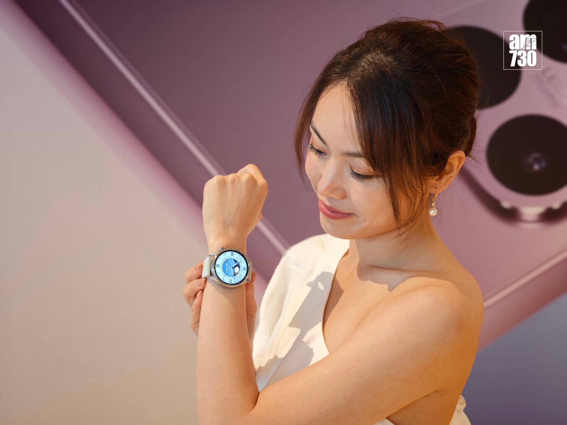 小米Xiaomi Watch S5智能手錶功能全面。