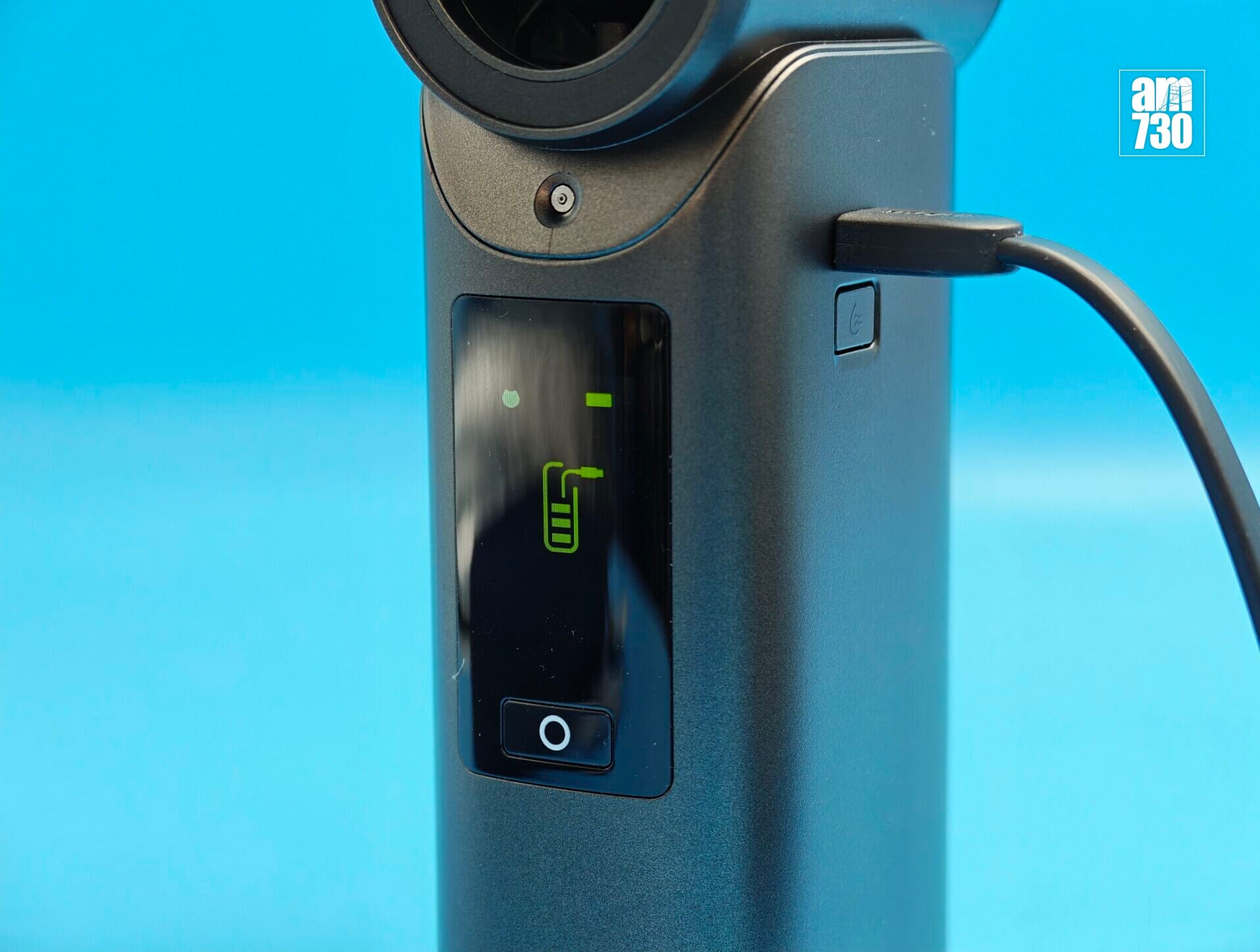 Aecooly Cold Air Ultra風扇仔可當流動電源反向充電。