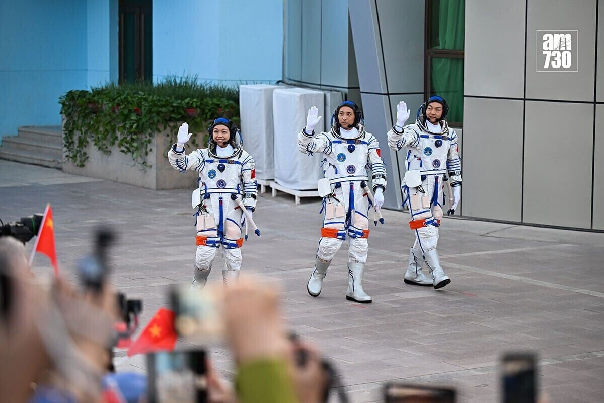 正在中國空間站執行載人航天任務的神舟二十三號乘組指令長朱楊柱、航天員張志遠及香港首位載荷專家黎家盈將為港澳學生進行專家講解,實時示範科學實驗活動(資料圖片)