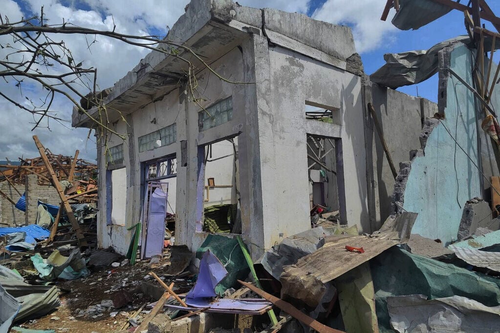 緬甸北部撣邦(Shan State)發生爆炸,最少55人死亡(美聯社)