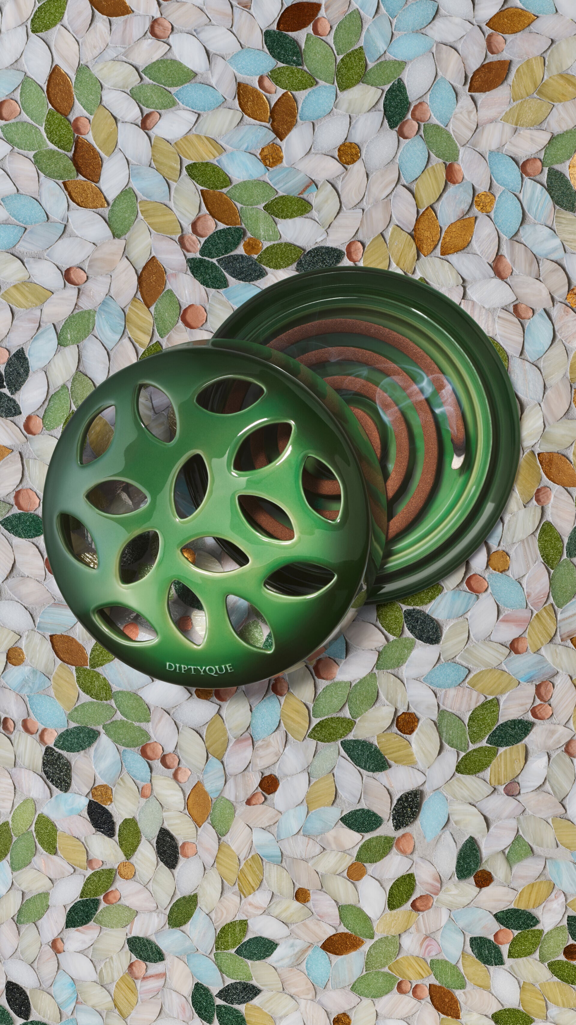 Diptyque Summer 2026 Collection Incense Spirals and Summer Incense Holder 2025x3600