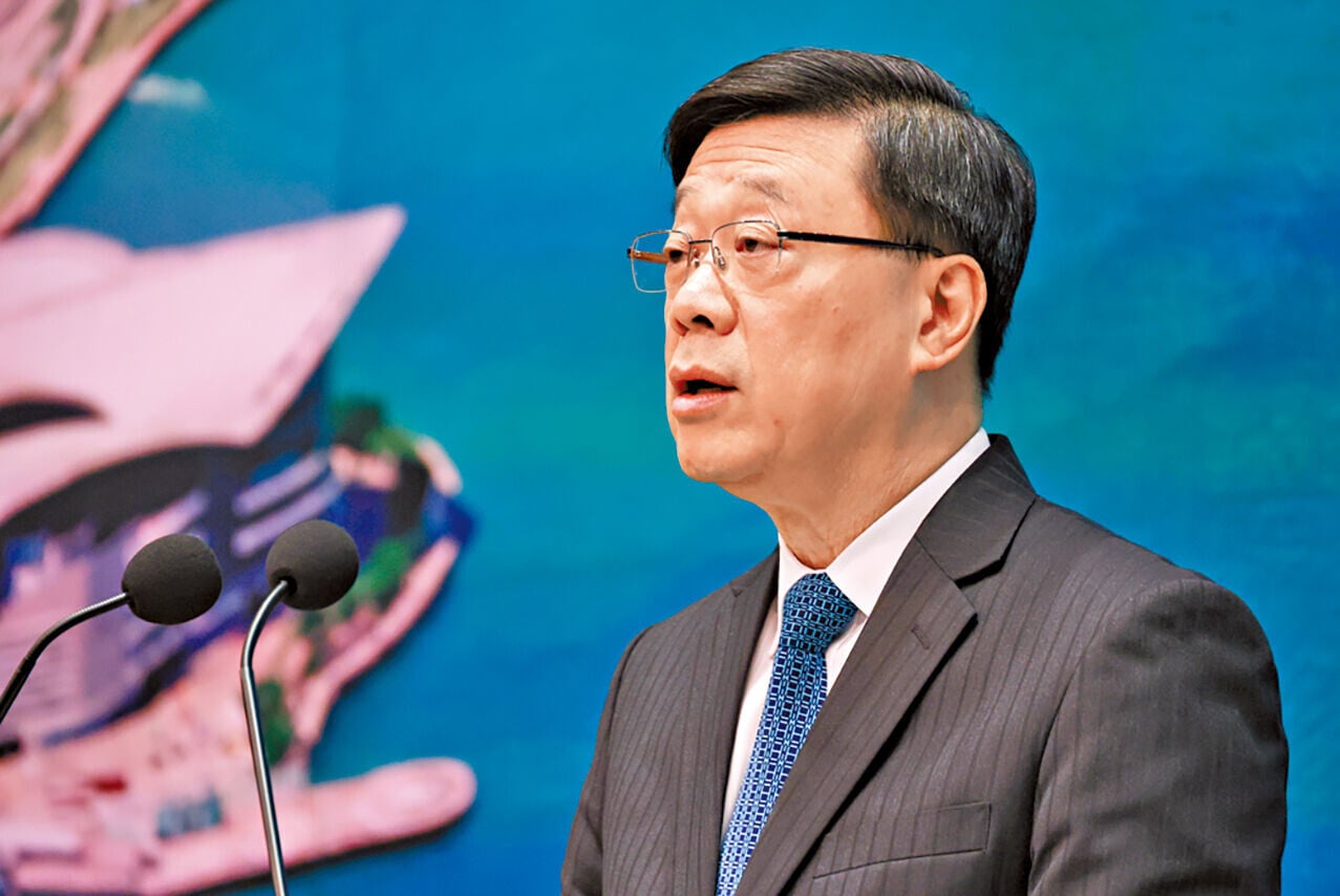 李家超稱，獎罰分明與評審機制息息相關。(周令知攝)