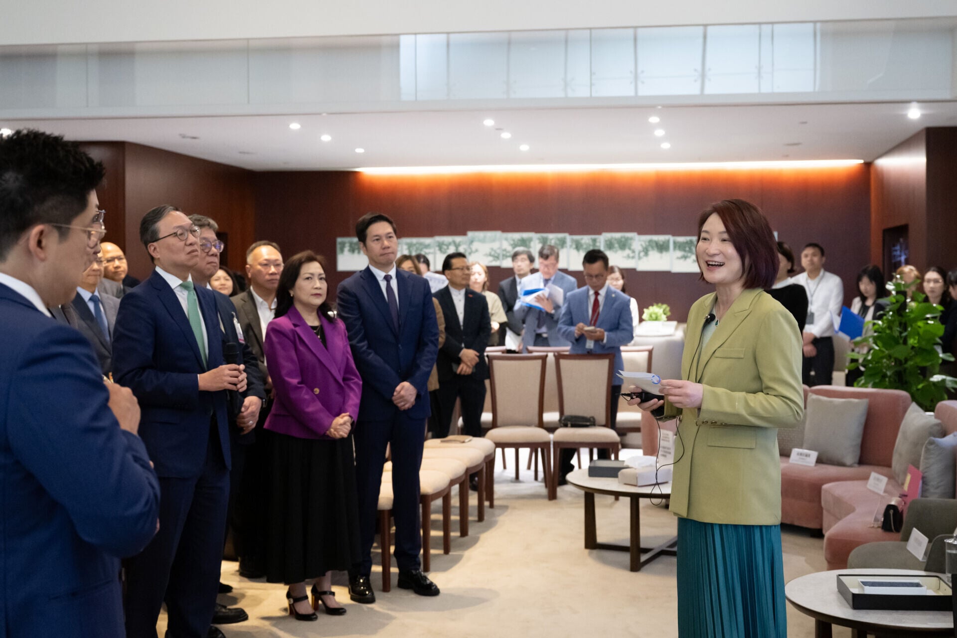 立法會今早舉行前廳交流會