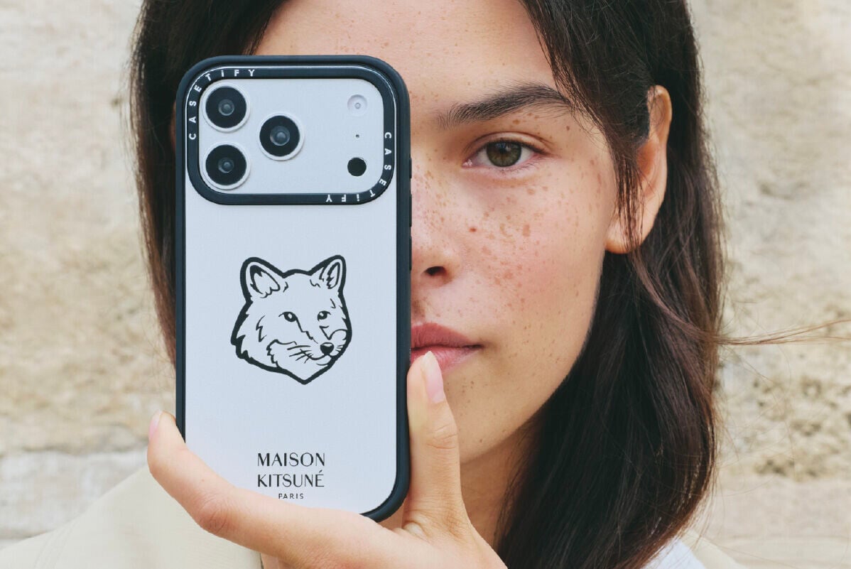 Maison Kitsuné再聯乘CASETiFY 毛絨耳機收納袋成焦點