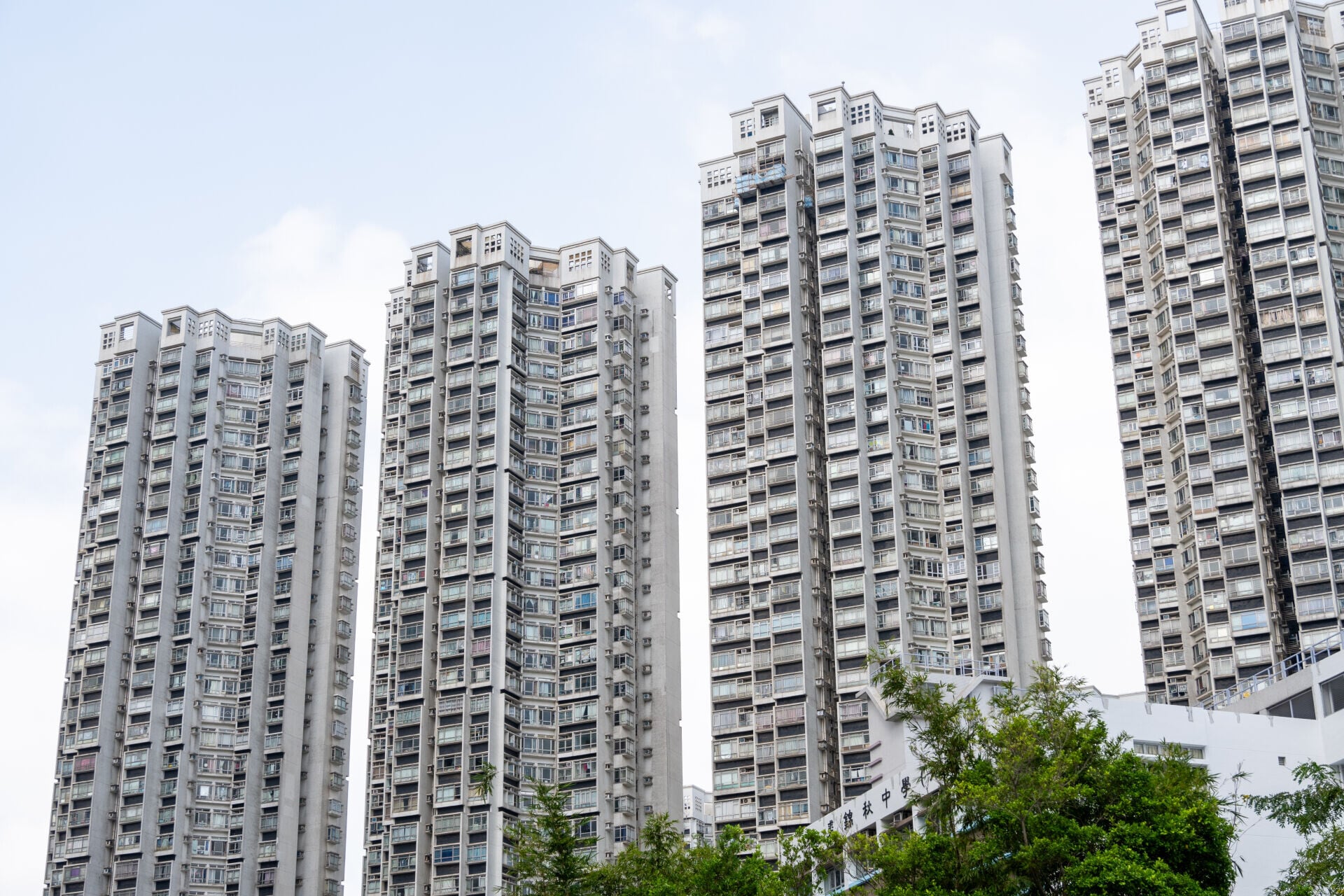 首5個月二手私宅登記破2萬宗 按年大升近46% 近5年最旺上半年|樓市數據
