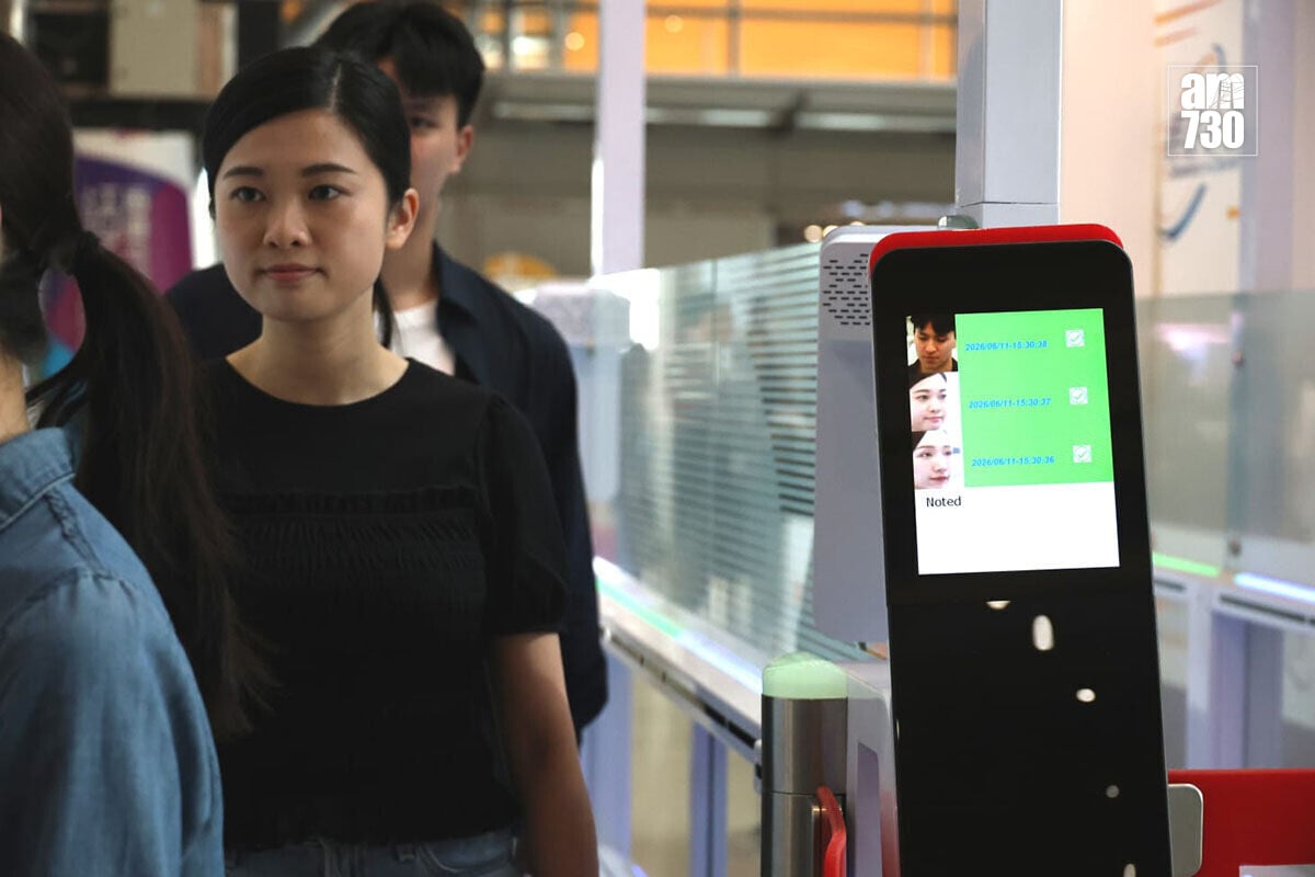 港珠澳大橋香港口岸離境大堂即將推出「無感e-道」服務,使用者須預先登記。(林俊源攝)