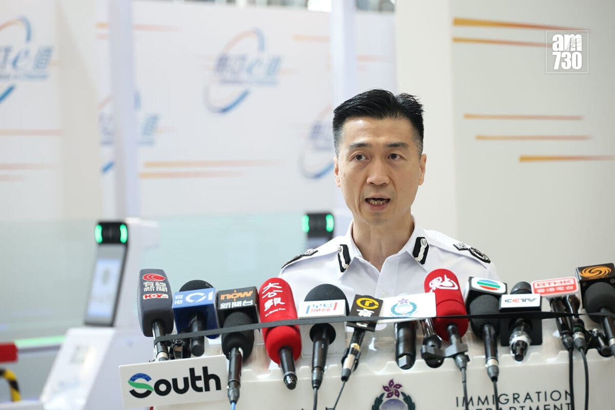 港珠澳大橋香港口岸離境大堂即將推出「無感e-道」服務,柯重鈺稱收集足夠數據分析後,會研擴展至其他口岸。(林俊源攝)