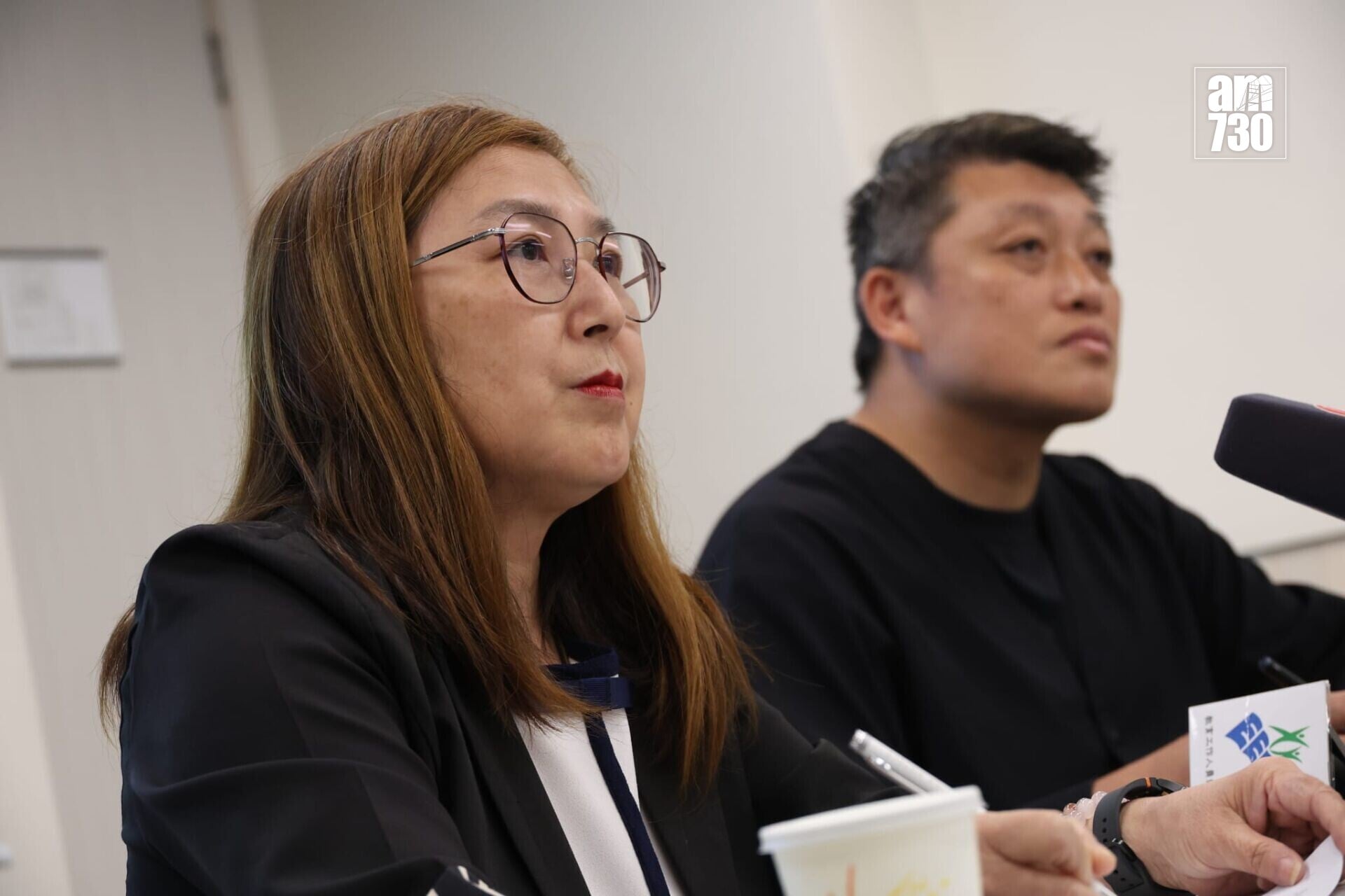 調查顯示,逾七成半教師每周工作51小時以上,三成受訪者考慮轉職或提早退休。(鍾式明攝)