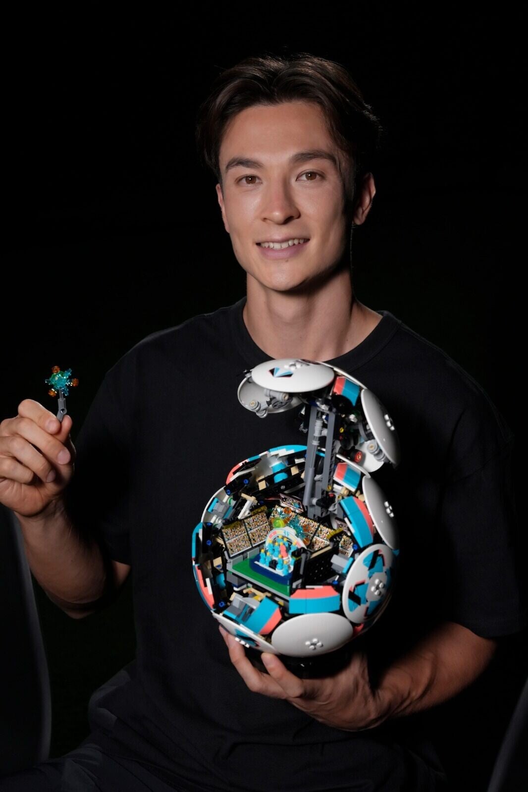 安永佳(Matt Orr)首度挑戰 LEGO®「的波」