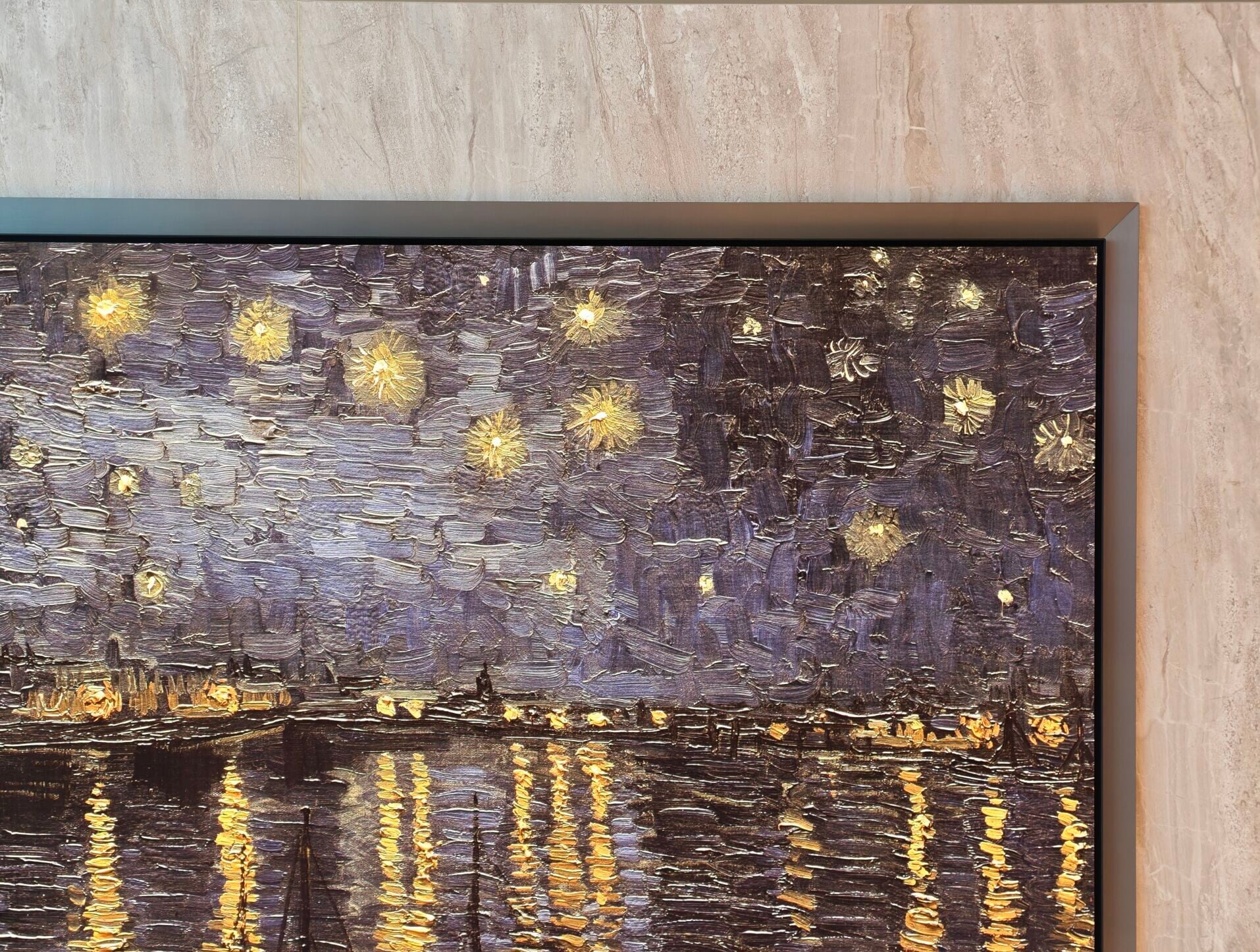 Samsung OLED S95H帶出不反光質感。
