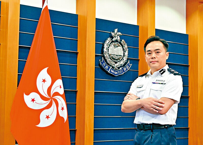 袁旭健退休前為警務處副處長(行動)。