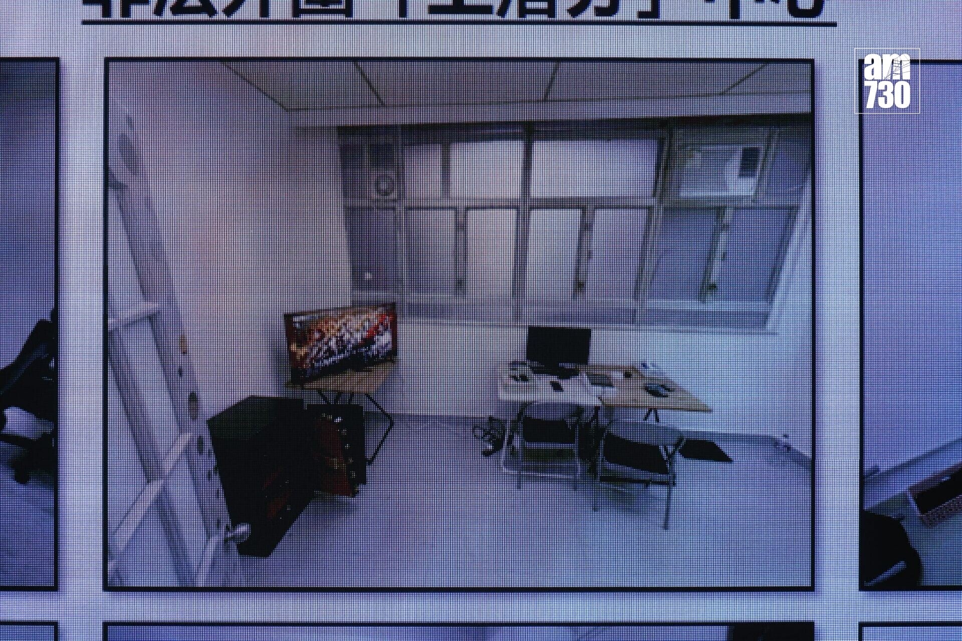 首階段行動中,警方突擊搜查位多區合共8個工業大廈單位。(鍾式明攝)