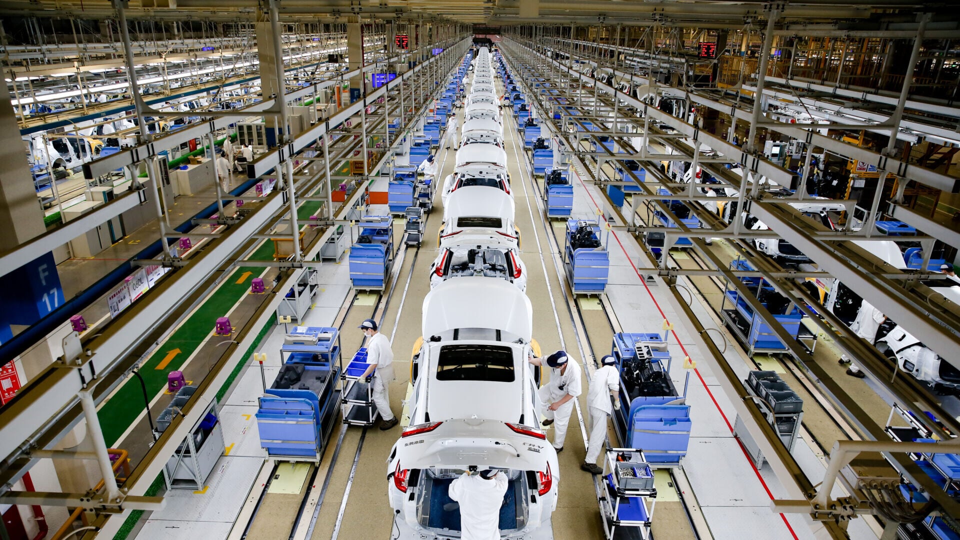 OECD早前發表報告，指中國政府在汽車、造船、太陽能等領域為企業提供補貼。(資料圖片/中通社)