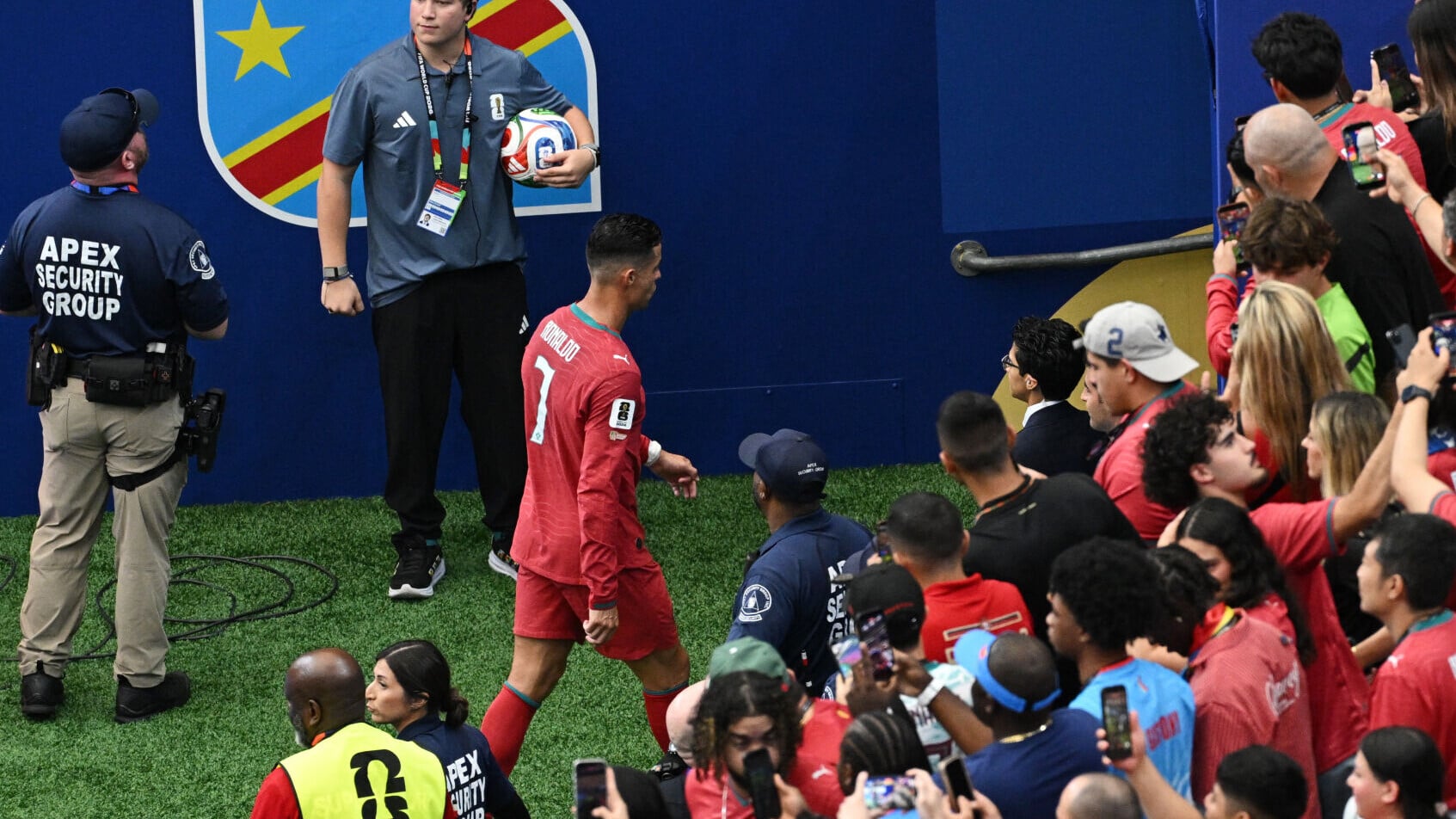 2026 06 17T191348Z 486585275 UP1EM6H1HEZWE RTRMADP 3 SOCCER WORLDCUP POR COD