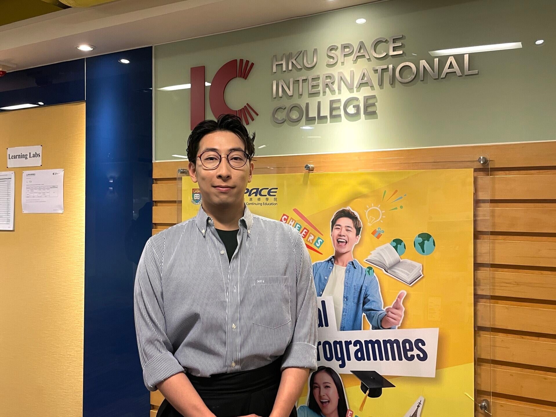 自由身設計師黃浩庭為裝備自己,遂報讀HKU SPACE IC平面設計文學士課程學生課程