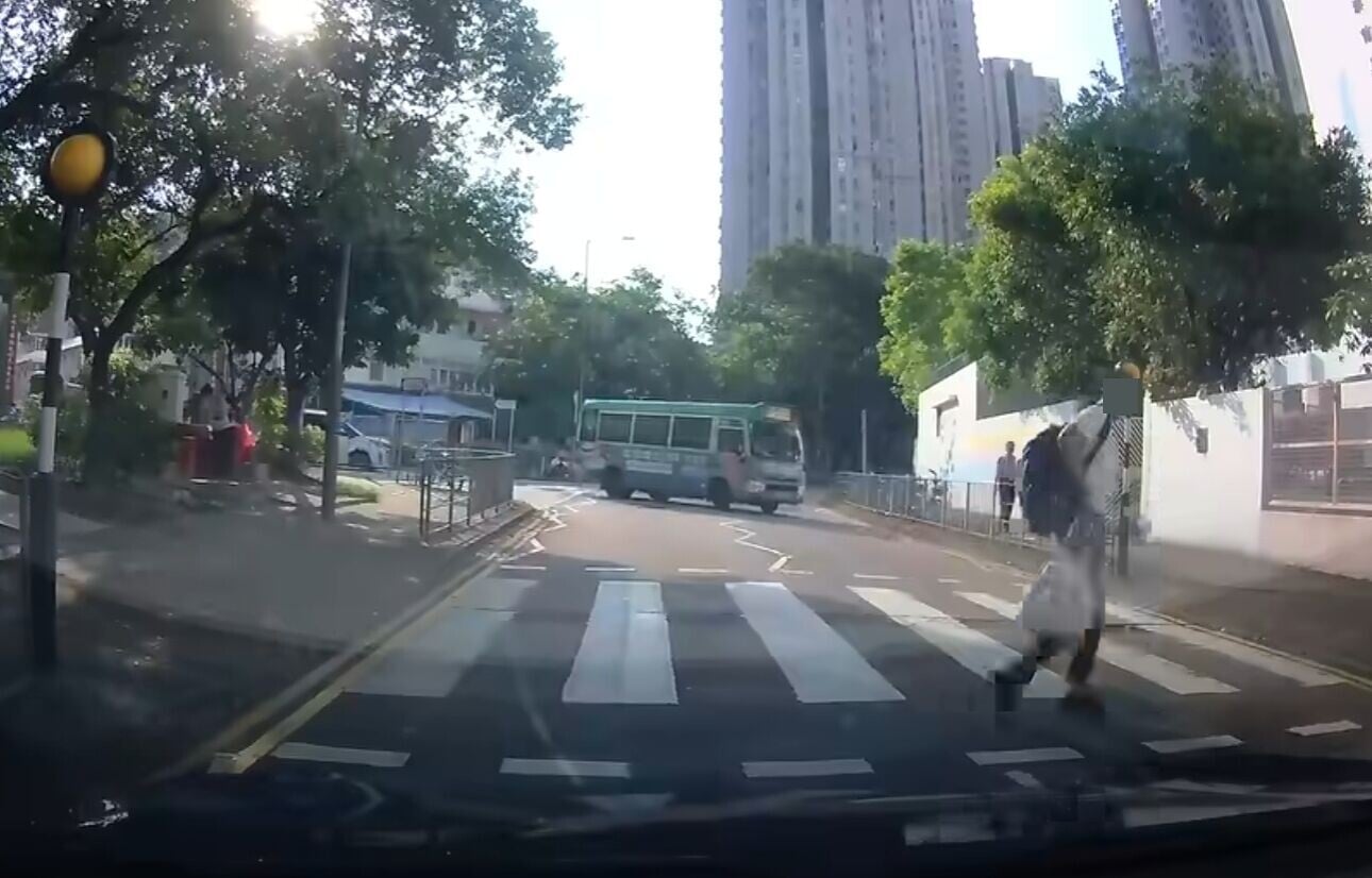 CAR CAM5