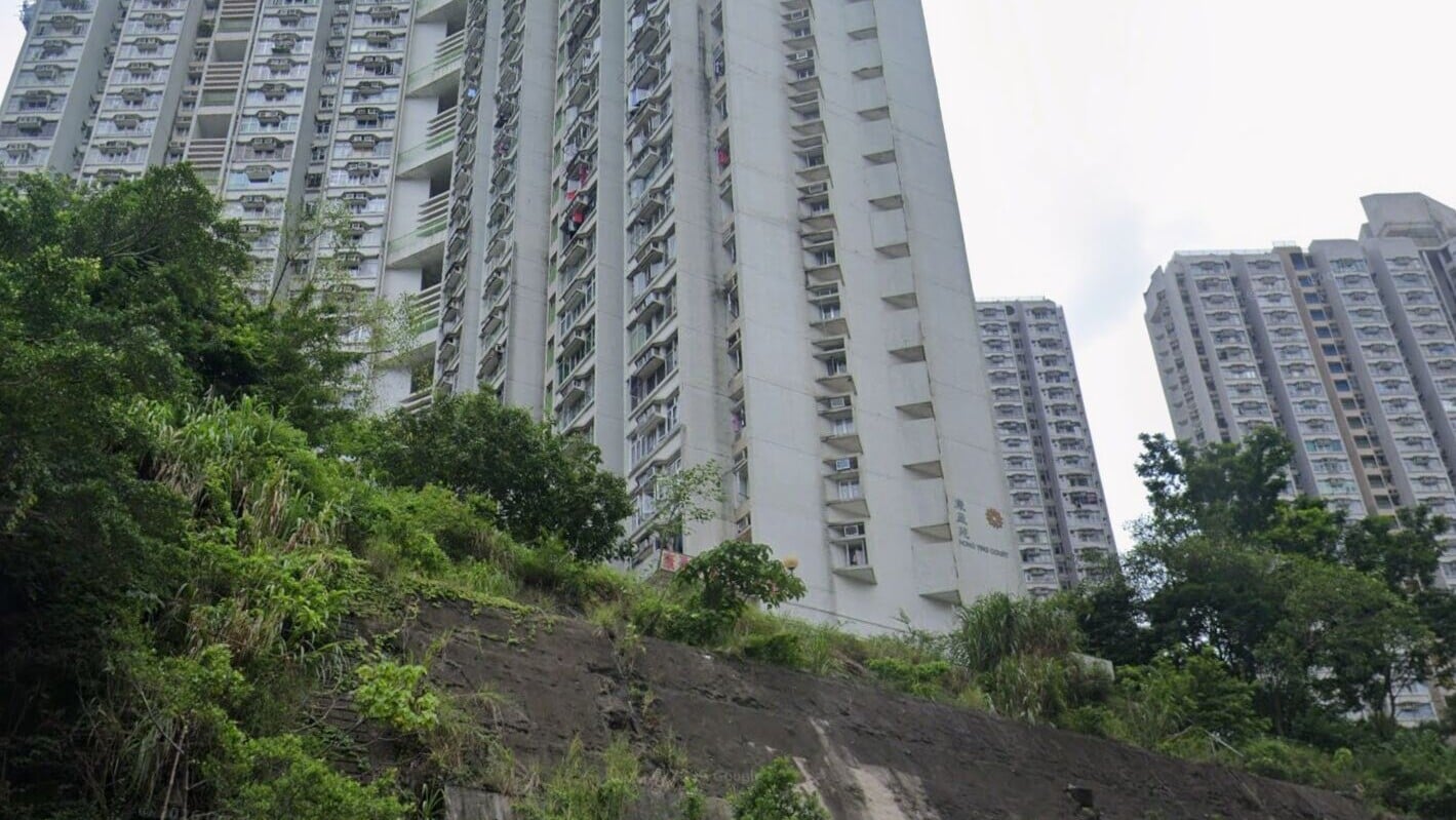 Hong ying court