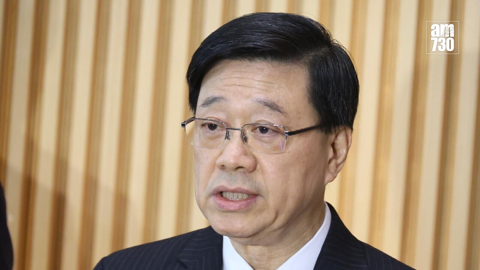 李家超表示，下周一展開施政報告公眾諮詢，同時收集五年規劃意見。(周令知攝)
