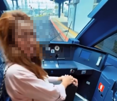港人遊日乘錯車獲安排暫待乘務室,握手掣狂擺拍被抨擊(Threads)
