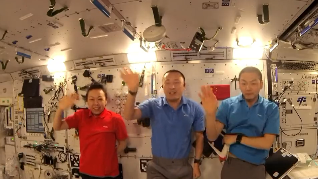神舟二十三號於5月成功發射，包括港產太空人黎家盈。