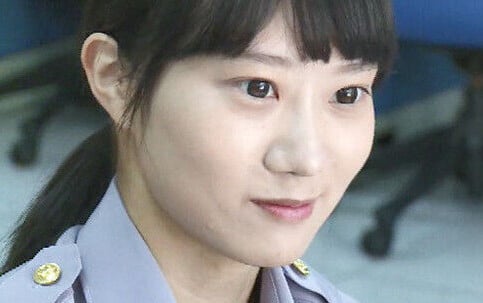 丁幼安因其外形亮麗,被稱為「警界范冰冰」、「安撫系女警」。(東森新聞)