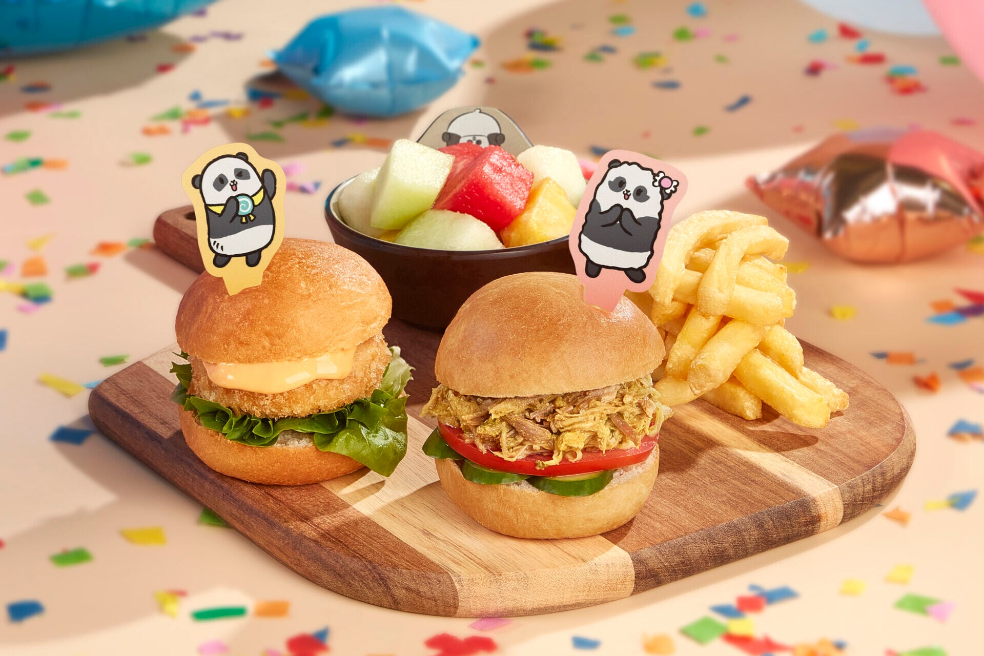 CP Panda Twin Mini Burger (Prawn Burger and Pulled pork Burger) 熊貓迷你漢堡 (吉列蝦漢堡及手撕豬肉漢堡)
