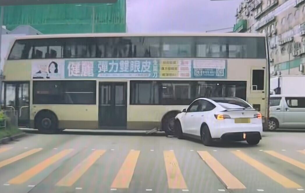 Tesla1