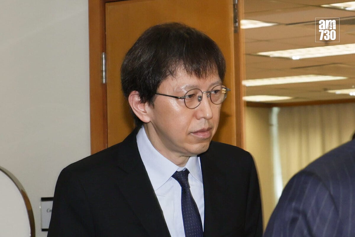 薛守智聽取裁判後離開。(吳康琦攝)