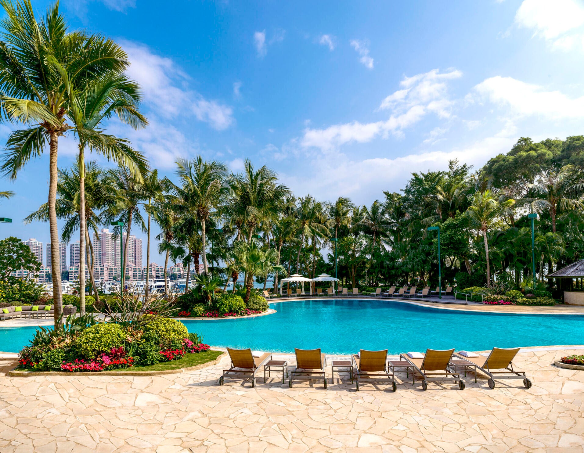 香港黃金海岸酒店戶外游泳池 Hong Kong Gold Coast Hotel Swimming Pool