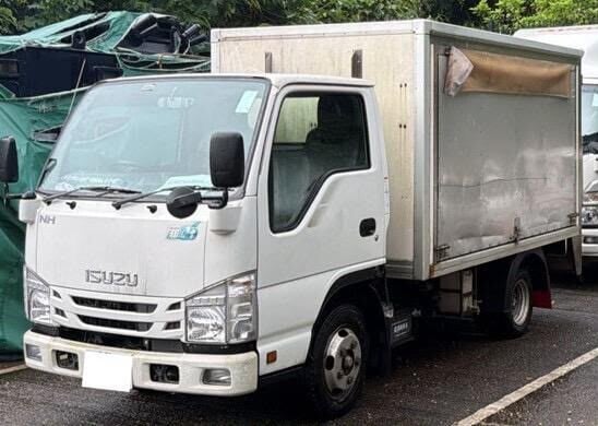 東九龍黑幫暴力壟斷地盤飯盒生意,每月營業額100萬。