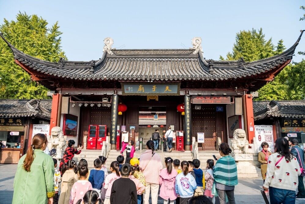 南京夫子廟是中國四大文廟之一(與山東曲阜孔廟、北京孔廟、吉林文廟並稱),夫子廟供奉和祭祀孔子,是古代第一所國家最高學府。(圖片來源:Shutterstock)
