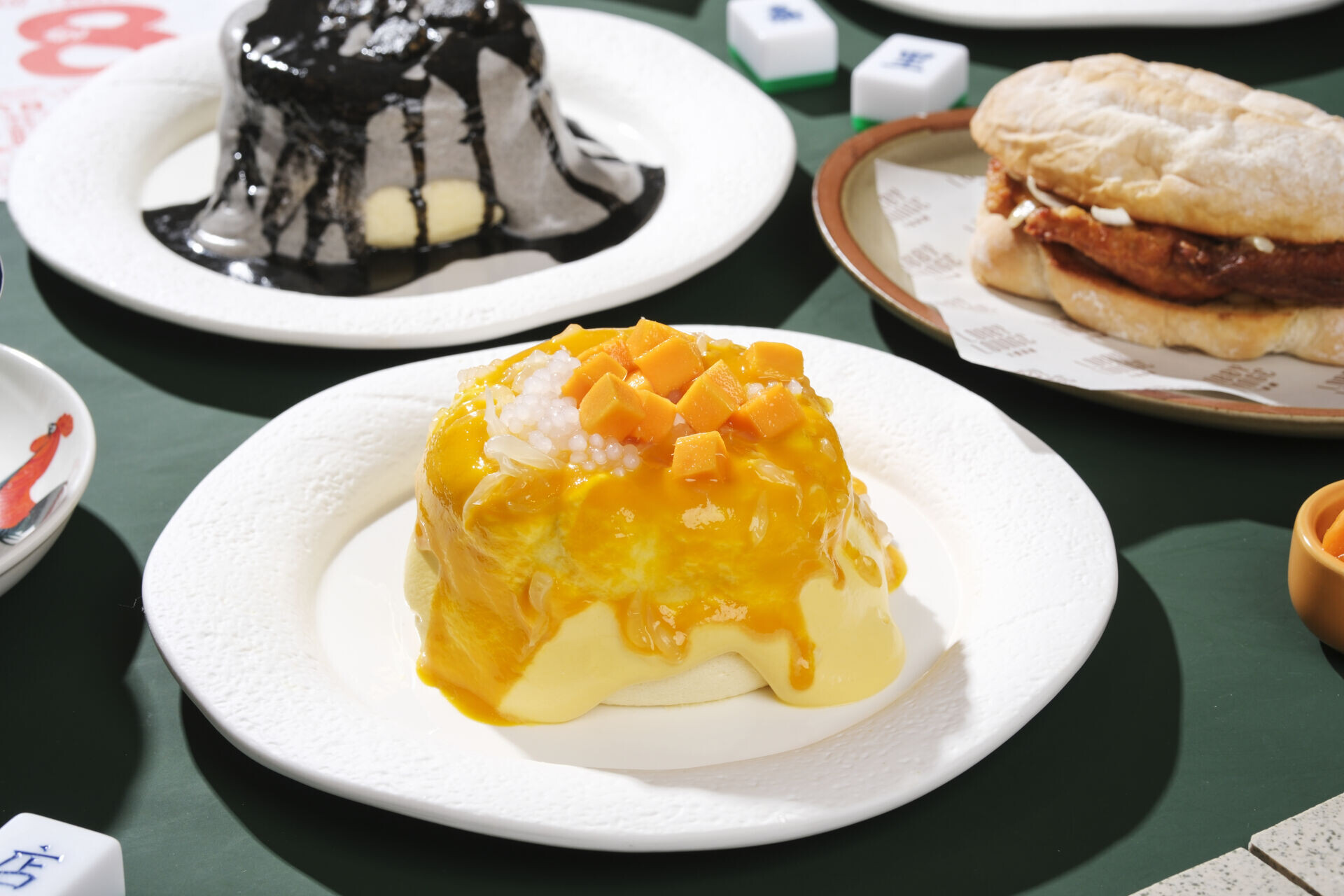 Mango Sago Cloud Soufflé Pancake 楊枝甘露雲朵梳乎厘班戟