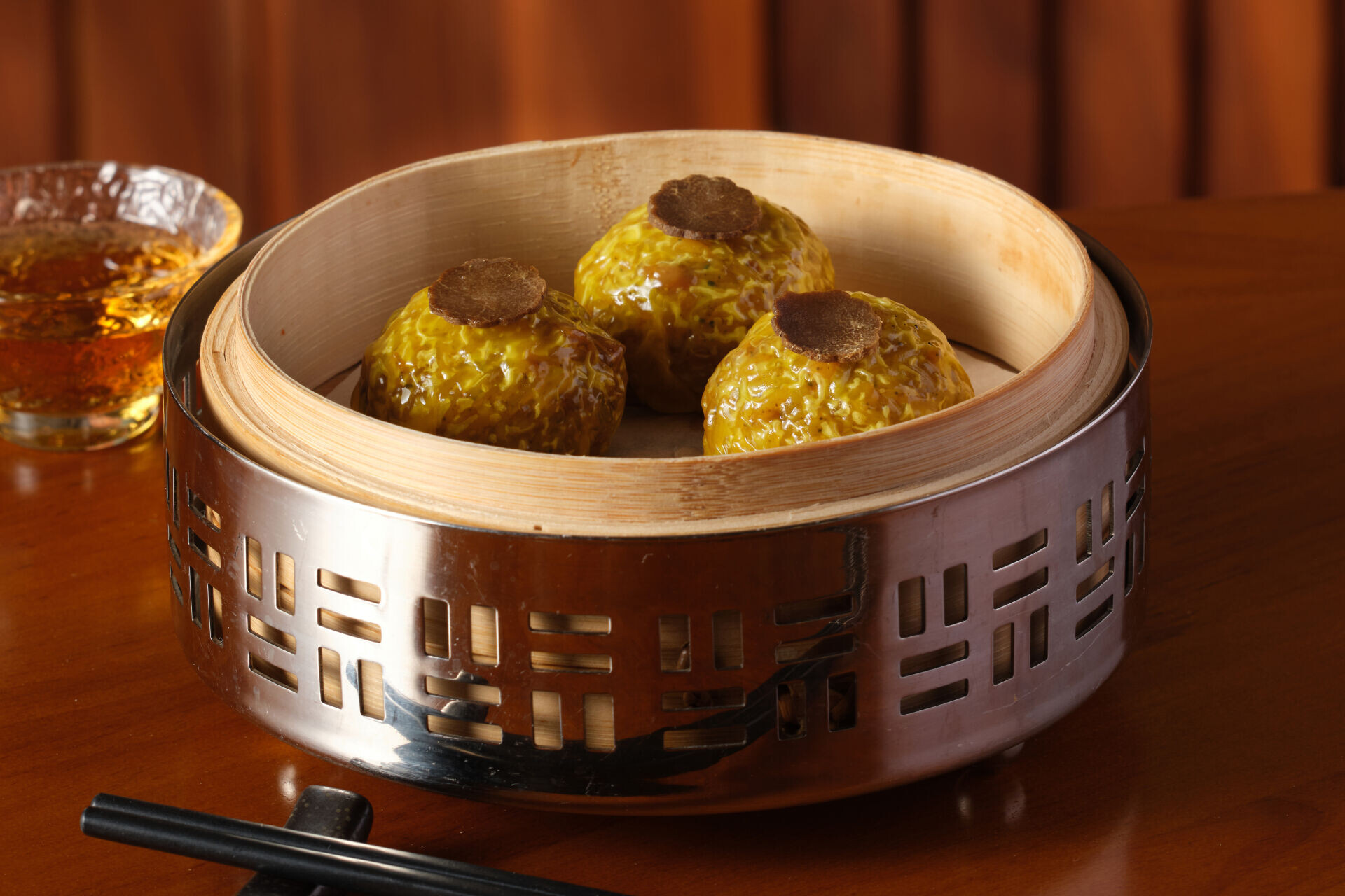 Glutinous Rice Buns with Black Truffle 黑松露糯米包