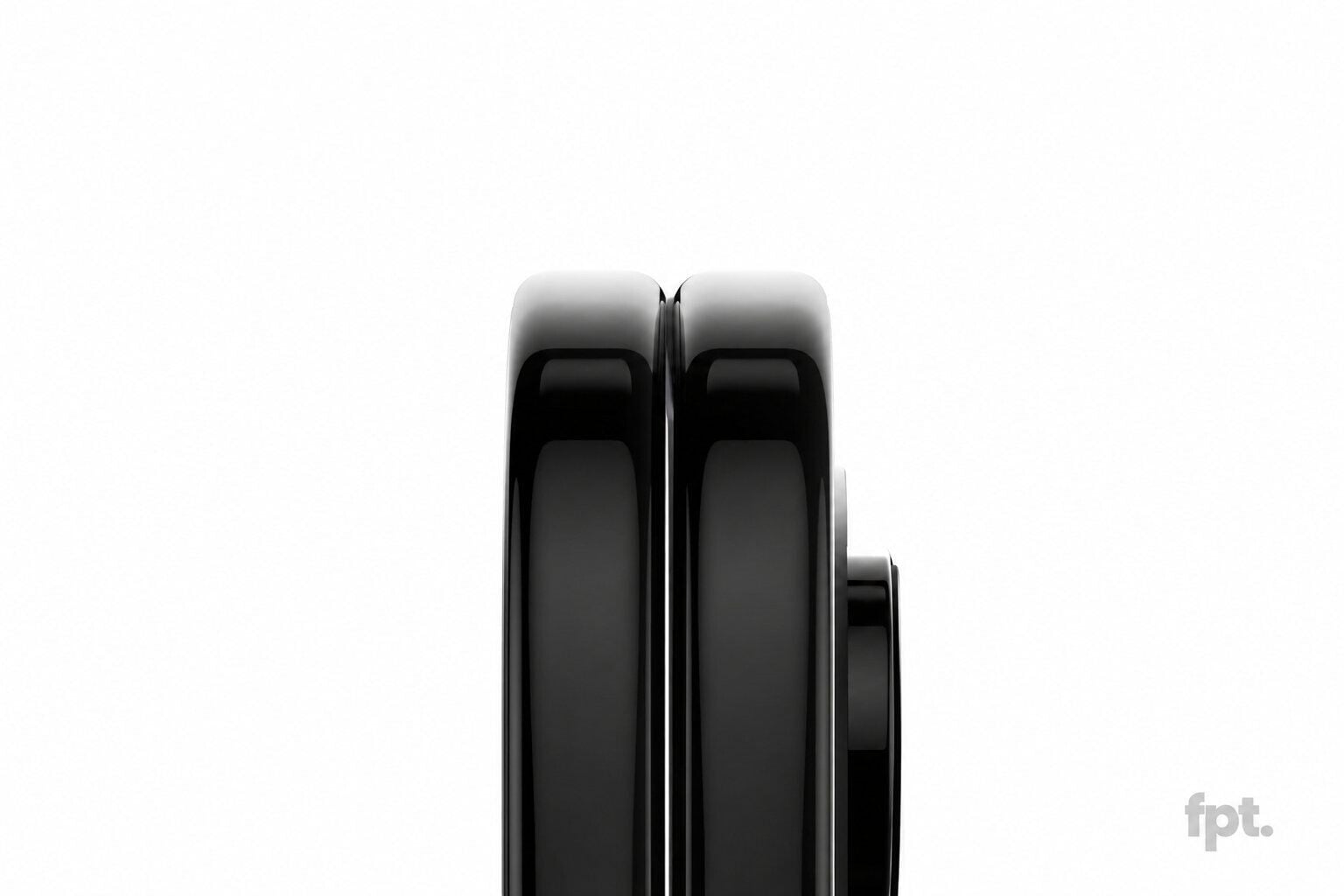 iPhone Ultra傳今年組裝出貨量約為 7 至 8 百萬部左右(網上效果圖)