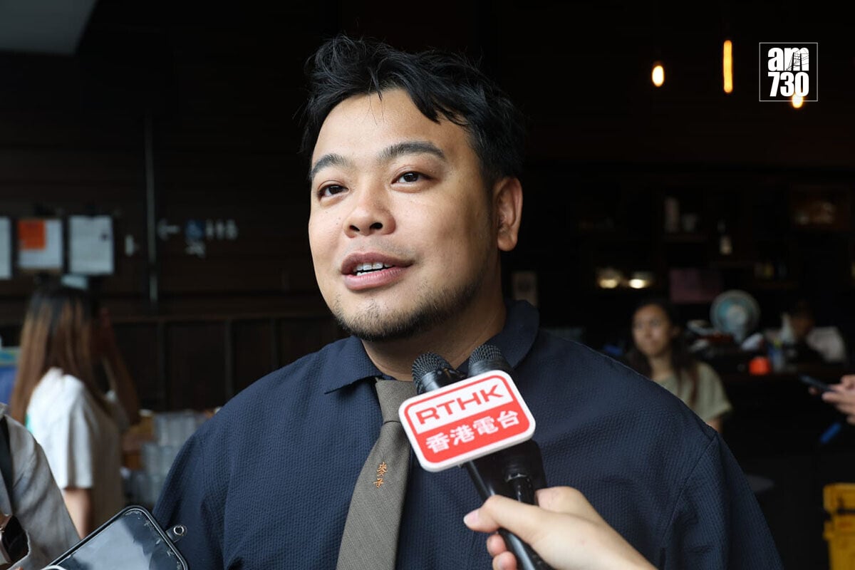 麥先生稱,食肆為新政策花費數萬元額外開支。(周令知攝)